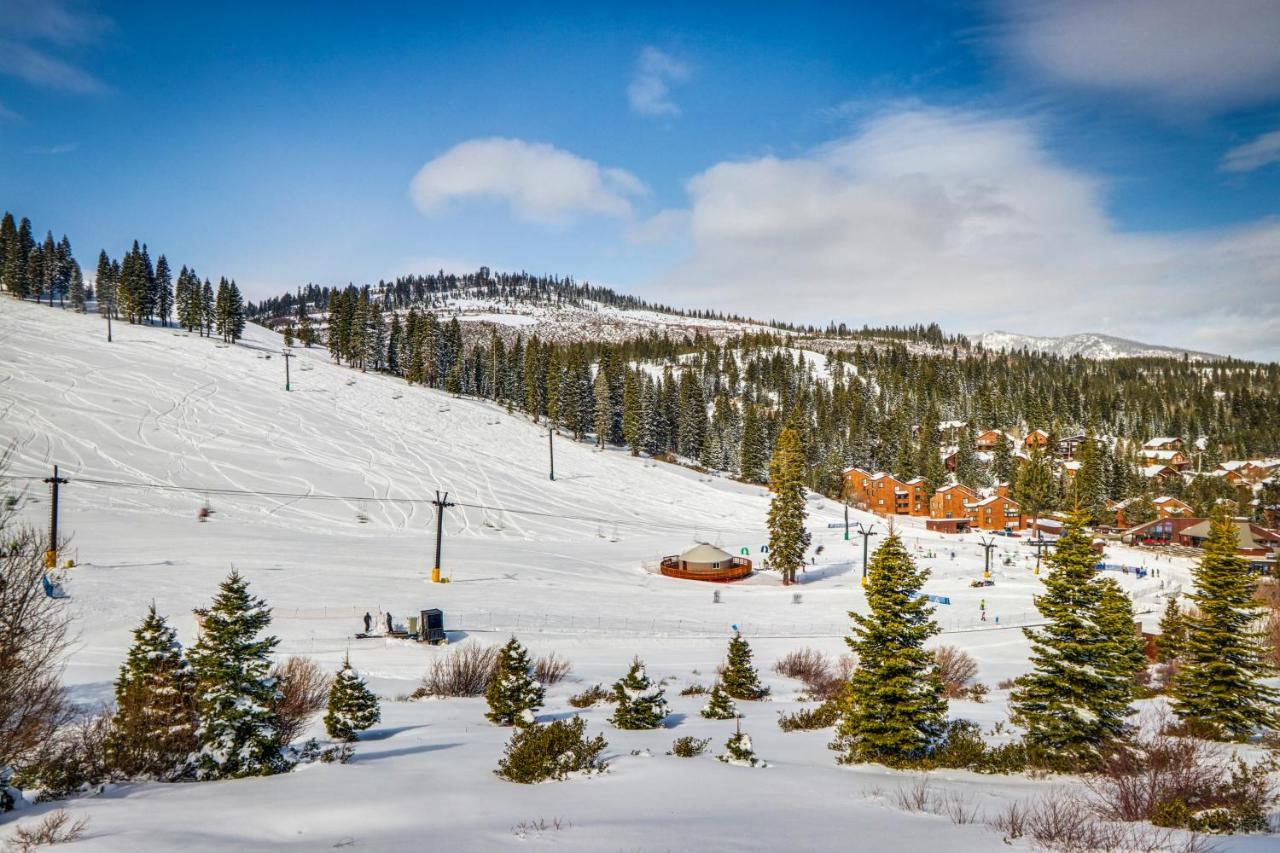 Tasteful Truckee Cabin Villa Esterno foto